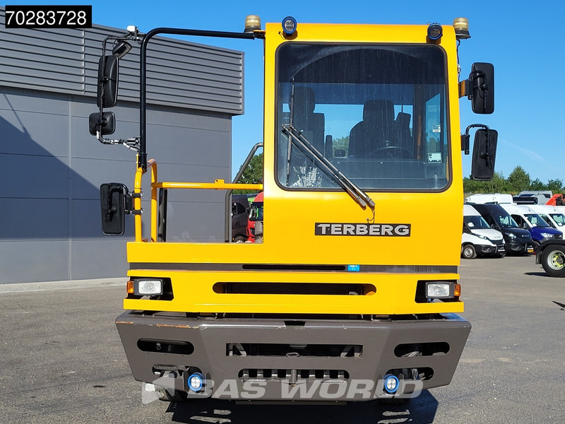 Тягач Terberg BC182 4X2 Low hours! Big-Axle Full-Air Drumbrakes Euro 3: фото 9