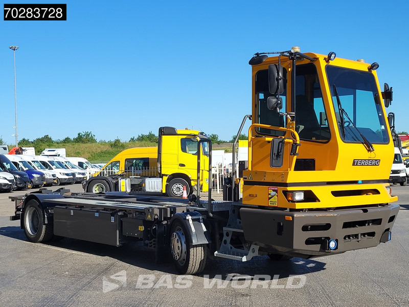 Тягач Terberg BC182 4X2 Low hours! Big-Axle Full-Air Drumbrakes Euro 3: фото 7