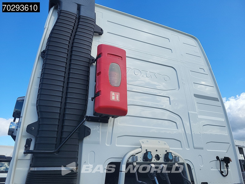 Volvo FH 420 FH 4X2 ACC Standklima ADR Euro 6 - Тягач: фото 5 Volvo FH 420 FH 4X2 ACC Standklima ADR Euro 6 - Тягач: фото 5
