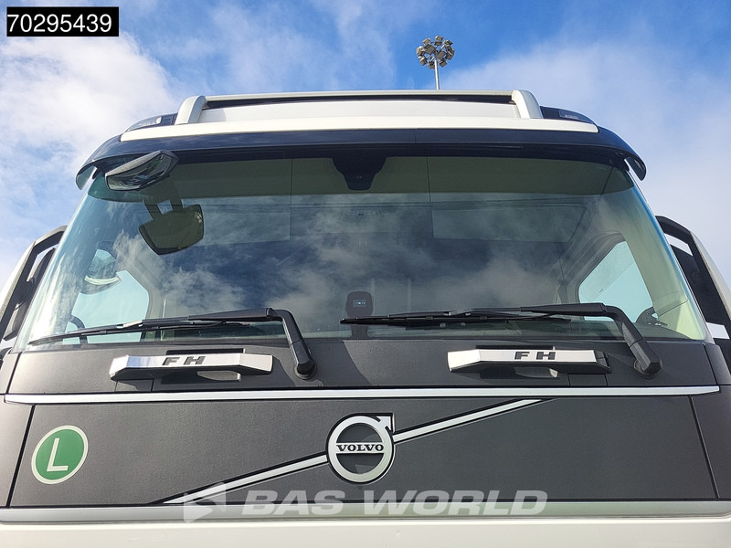 Тягач Volvo FH 460 4X2 I-ParkCool 2xTanks Navi LED ACC Euro 6: фото 7 Тягач Volvo FH 460 4X2 I-ParkCool 2xTanks Navi LED ACC Euro 6: фото 7