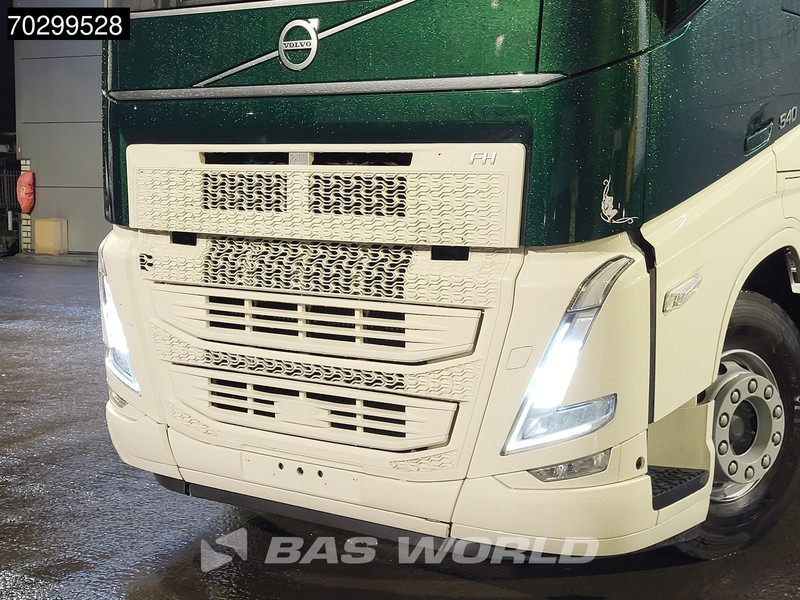 Тягач Volvo FH 500 4X2 XL TC ADR 2xTanks I-ParkCool Navi LED ACC Euro 6: фото 15