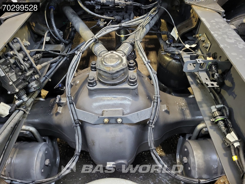 Тягач Volvo FH 500 4X2 XL TC ADR 2xTanks I-ParkCool Navi LED ACC Euro 6: фото 8