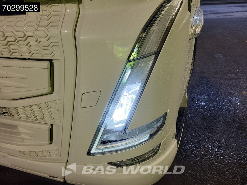 Тягач Volvo FH 500 4X2 XL TC ADR 2xTanks I-ParkCool Navi LED ACC Euro 6: фото 18