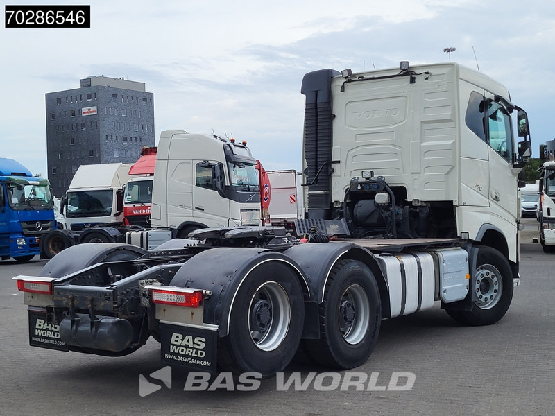 Volvo FH16 750 FH16 6X4 Retarder Big-Axle Xenon Liftaxle Euro 6 - Тягач: фото 5 Volvo FH16 750 FH16 6X4 Retarder Big-Axle Xenon Liftaxle Euro 6 - Тягач: фото 5