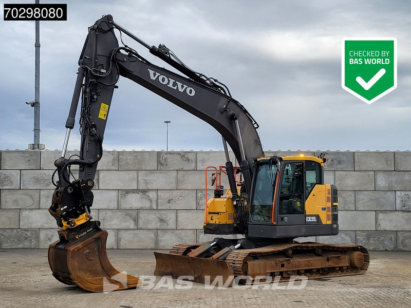Volvo ECR235 E L Engcon Tiltrotator - Blade - Гусеничный экскаватор: фото 1 Volvo ECR235 E L Engcon Tiltrotator - Blade - Гусеничный экскаватор: фото 1