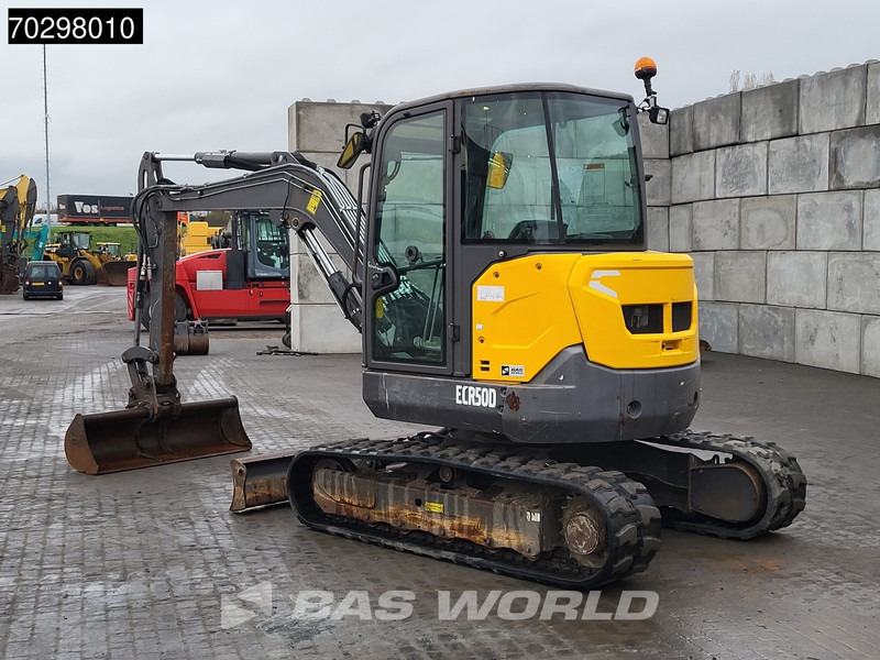 Volvo ECR50 D 3 BUCKETS - Мини-экскаватор: фото 5 Volvo ECR50 D 3 BUCKETS - Мини-экскаватор: фото 5