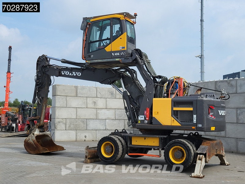 Volvo EW220 E - Колёсный экскаватор: фото 5 Volvo EW220 E - Колёсный экскаватор: фото 5