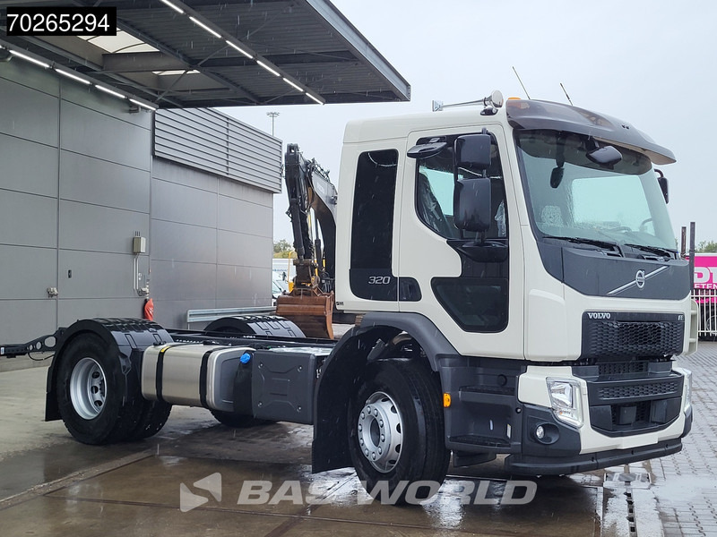 Volvo FE 320 4X2 NEW 18t chassis PTO Preparation Automatic Euro 6 - Грузовик-шасси: фото 3 Volvo FE 320 4X2 NEW 18t chassis PTO Preparation Automatic Euro 6 - Грузовик-шасси: фото 3