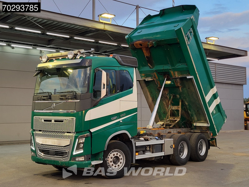 Volvo FH16 650 FH16 6X4 12m3 tipper Automatic Retarder Big-Axle Xenon Euro 6 - Самосвал: фото 3 Volvo FH16 650 FH16 6X4 12m3 tipper Automatic Retarder Big-Axle Xenon Euro 6 - Самосвал: фото 3