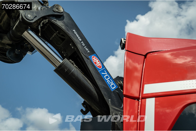 Volvo FH16 650 FH16 8X2 HMF 7020K-RCS Crane + Fly-Jib Lift+Steering-Axle Navi LED ACC Euro 6 - Грузовик бортовой/ Платформа, Автоманипулятор: фото 3 Volvo FH16 650 FH16 8X2 HMF 7020K-RCS Crane + Fly-Jib Lift+Steering-Axle Navi LED ACC Euro 6 - Грузовик бортовой/ Платформа, Автоманипулятор: фото 3