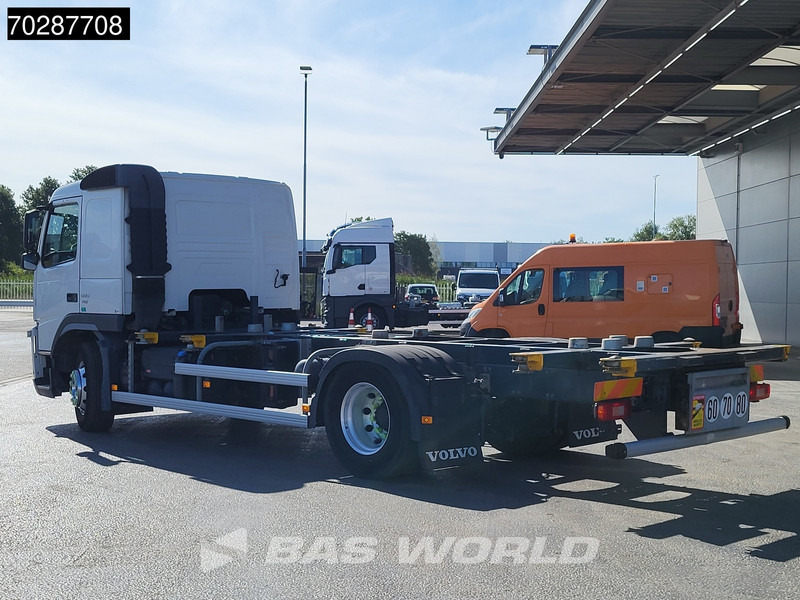 Volvo FM 330 4X2 4,60m Wheelbase BDF Automatic Euro 5 - Грузовик-контейнеровоз/ Сменный кузов: фото 2 Volvo FM 330 4X2 4,60m Wheelbase BDF Automatic Euro 5 - Грузовик-контейнеровоз/ Сменный кузов: фото 2