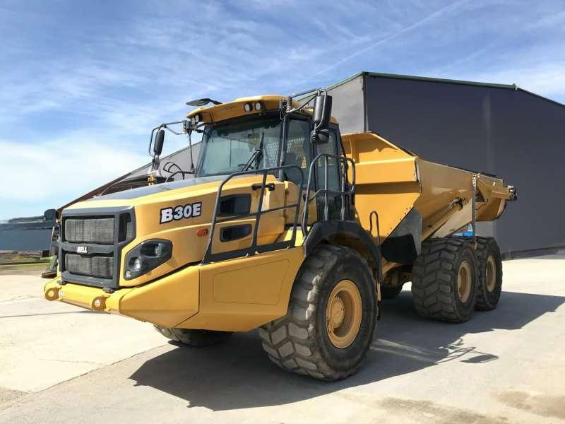 Bell ADT B30E 6X6 - Сочленённый самосвал: фото 1 Bell ADT B30E 6X6 - Сочленённый самосвал: фото 1