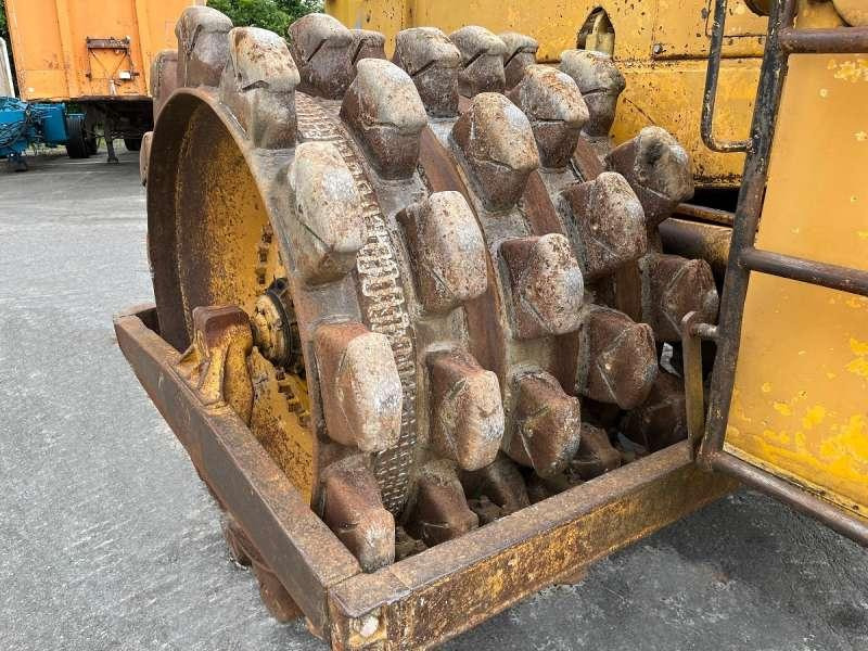 Caterpillar 825 + porte engins в лизинг Caterpillar 825 + porte engins: фото 16