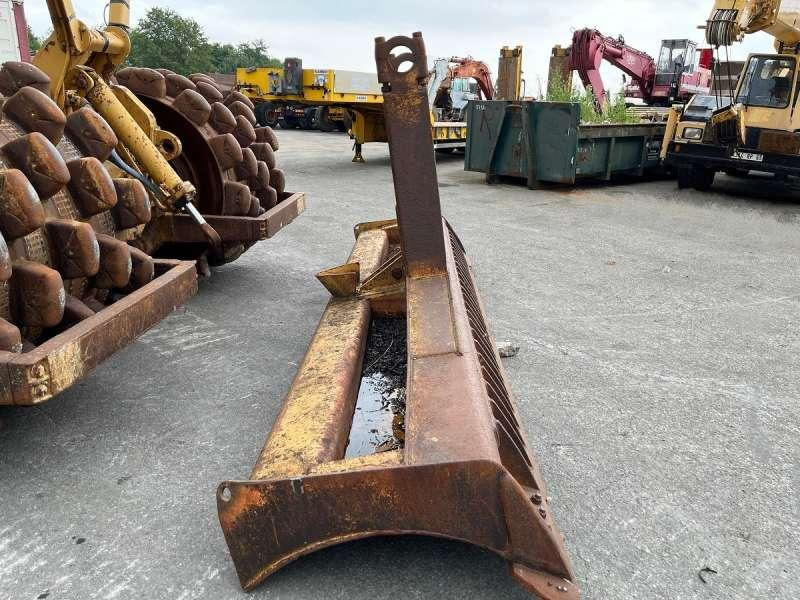 Caterpillar 825 + porte engins в лизинг Caterpillar 825 + porte engins: фото 13