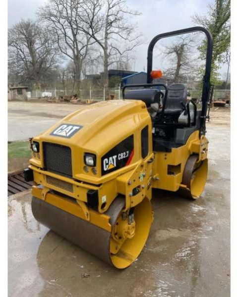 Caterpillar CB2.7 - Дорожный каток: фото 2 Caterpillar CB2.7 - Дорожный каток: фото 2