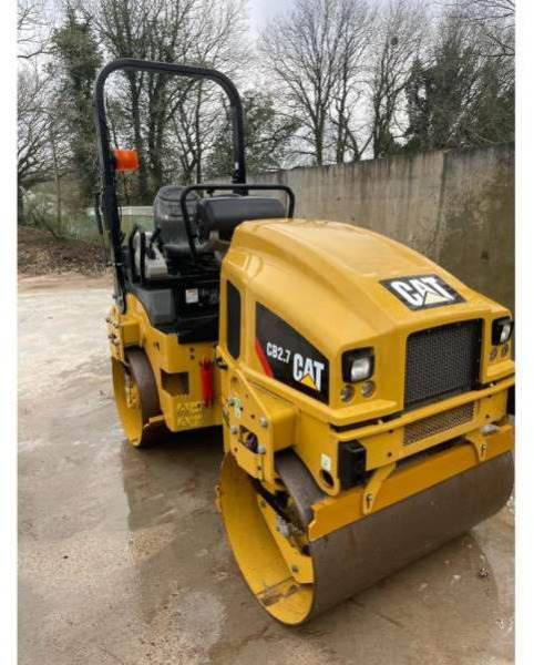 Caterpillar CB2.7 - Дорожный каток: фото 3 Caterpillar CB2.7 - Дорожный каток: фото 3