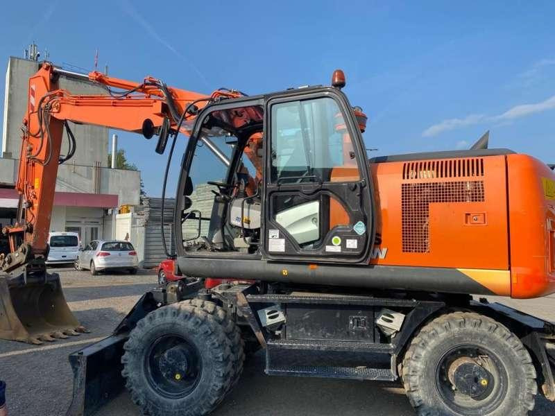 Hitachi ZX170W-5B - Колёсный экскаватор: фото 1 Hitachi ZX170W-5B - Колёсный экскаватор: фото 1