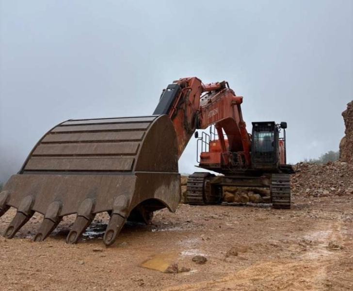 Hitachi ZX670LCH-3 - Гусеничный экскаватор: фото 2 Hitachi ZX670LCH-3 - Гусеничный экскаватор: фото 2