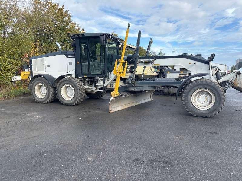 John Deere 622GP EQUIPEE GPS 3D - Грейдер: фото 2 John Deere 622GP EQUIPEE GPS 3D - Грейдер: фото 2