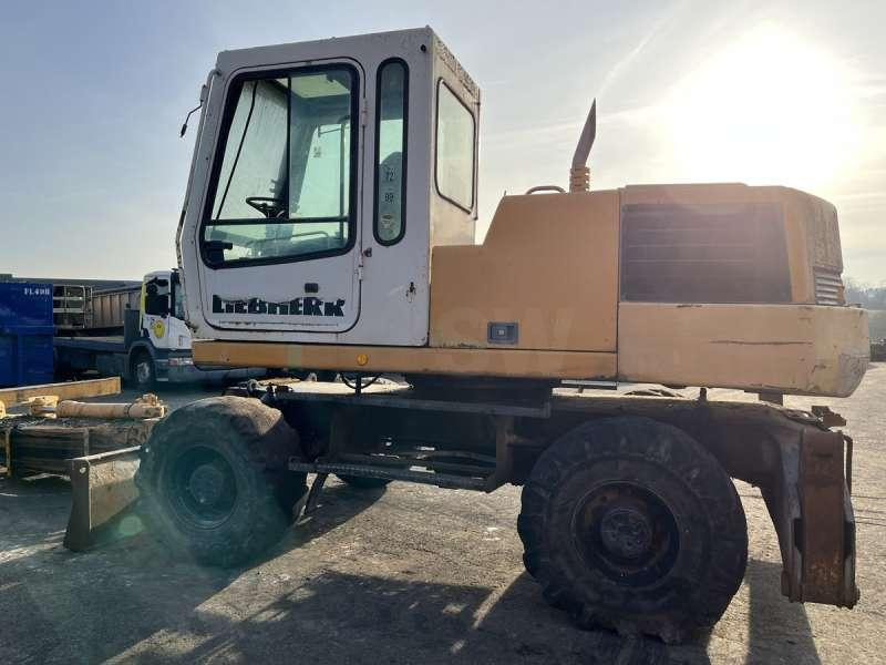 Колёсный экскаватор Liebherr A316 - POUR PIECES: фото 14