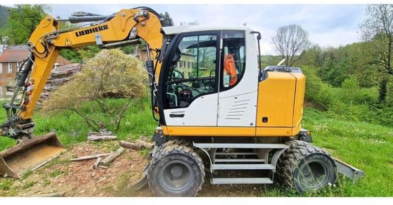 Liebherr A912 COMPACT - Колёсный экскаватор: фото 3 Liebherr A912 COMPACT - Колёсный экскаватор: фото 3