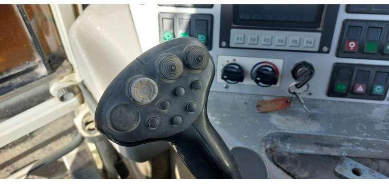 MENZI MUCK A91F MOBIL - Шагающий экскаватор-паук: фото 5 MENZI MUCK A91F MOBIL - Шагающий экскаватор-паук: фото 5