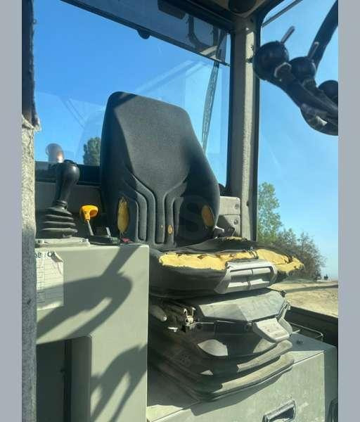 Грейдер New Holland F106.6A 6X6 MACHINE SUISSE: фото 9