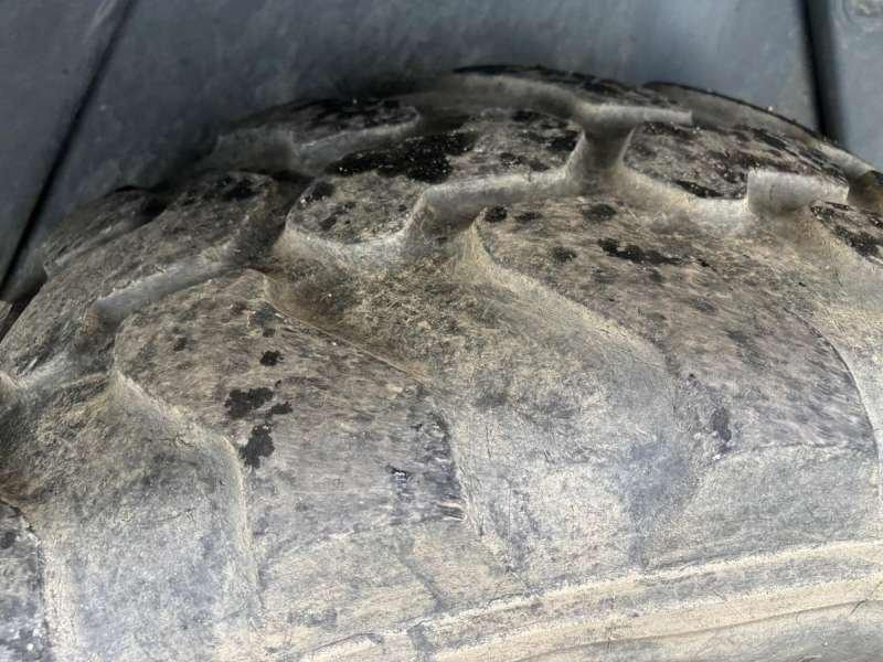 Компактный фронтальный погрузчик Schaeff TL65: фото 42