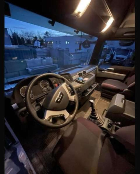 Тягач MAN TGX 33.480: фото 12