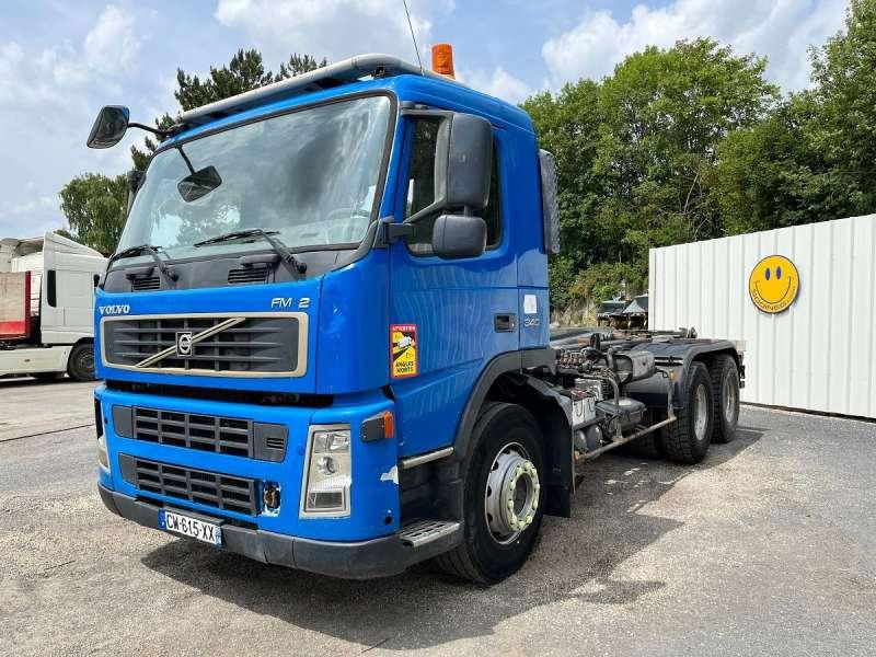 Volvo FM12 - 340 - Крюковой мультилифт: фото 2 Volvo FM12 - 340 - Крюковой мультилифт: фото 2