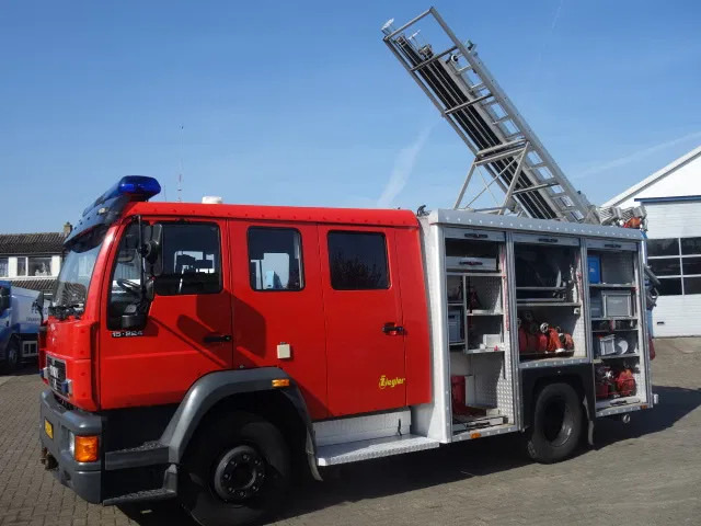 MAN 15 224-with winch 2500liter tank manual gearbox ,ziegler pomp - Пожарная машина: фото 2 MAN 15 224-with winch 2500liter tank manual gearbox ,ziegler pomp - Пожарная машина: фото 2