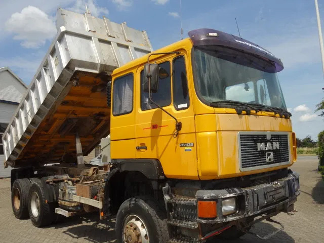 MAN 26.422 man 4x4 kipper - Самосвал: фото 2 MAN 26.422 man 4x4 kipper - Самосвал: фото 2
