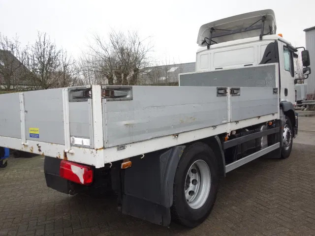 MAN TGM 18-290 - Грузовик бортовой/ Платформа: фото 4 MAN TGM 18-290 - Грузовик бортовой/ Платформа: фото 4