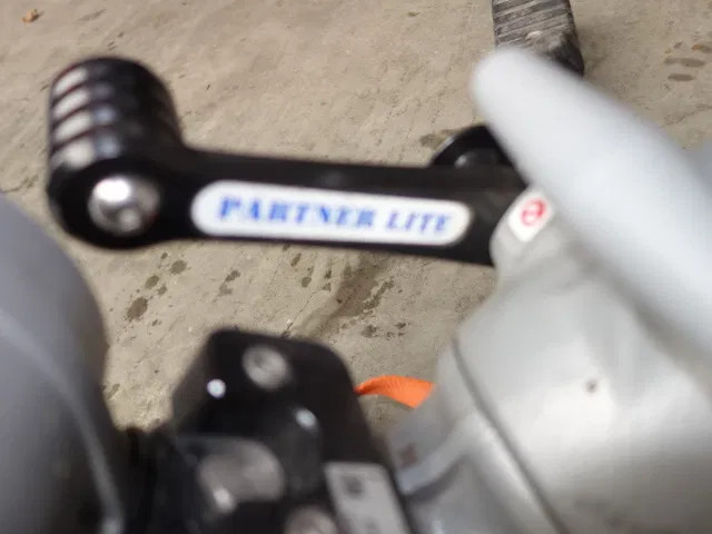 Mercedes-Benz 1325 WATER CANON - Пожарная машина: фото 2 Mercedes-Benz 1325 WATER CANON - Пожарная машина: фото 2