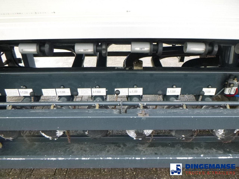 Полуприцеп-цистерна COBO Fuel tank alu 44.7 m3 / 6 comp: фото 11