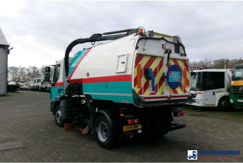 DAF LF 55.220 4X2 Johnston street sweeper - Подметально-уборочная машина: фото 3 DAF LF 55.220 4X2 Johnston street sweeper - Подметально-уборочная машина: фото 3