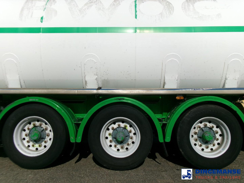 Feldbinder Fuel tank alu 42 m3 / / 6 comp + pump - Полуприцеп-цистерна: фото 5 Feldbinder Fuel tank alu 42 m3 / / 6 comp + pump - Полуприцеп-цистерна: фото 5