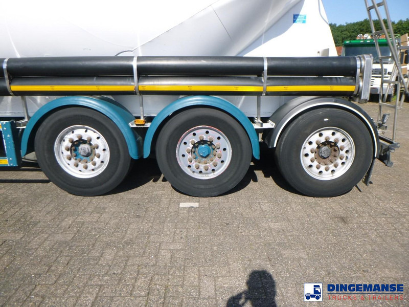 Feldbinder Powder tank alu 40 m3 / 1 comp - Полуприцеп-цистерна: фото 5 Feldbinder Powder tank alu 40 m3 / 1 comp - Полуприцеп-цистерна: фото 5