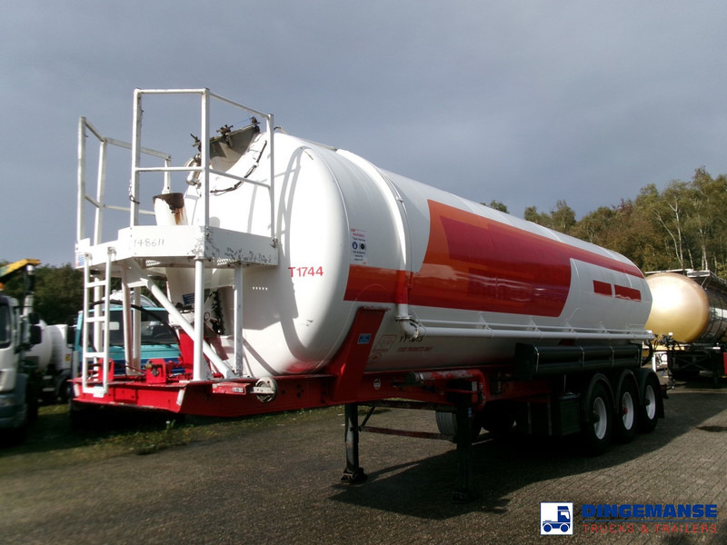 Feldbinder Powder tank alu 41 m3 (tipping) - Полуприцеп-цистерна: фото 1 Feldbinder Powder tank alu 41 m3 (tipping) - Полуприцеп-цистерна: фото 1