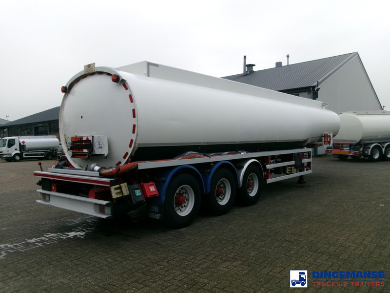 Lakeland Fuel tank alu 42.8 m3 / 6 comp + pump - Полуприцеп-цистерна: фото 4 Lakeland Fuel tank alu 42.8 m3 / 6 comp + pump - Полуприцеп-цистерна: фото 4