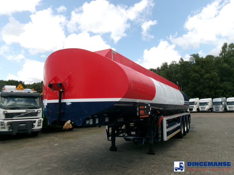 Lakeland Fuel tank alu 42.8 m3 / 6 comp + pump - Полуприцеп-цистерна: фото 1 Lakeland Fuel tank alu 42.8 m3 / 6 comp + pump - Полуприцеп-цистерна: фото 1