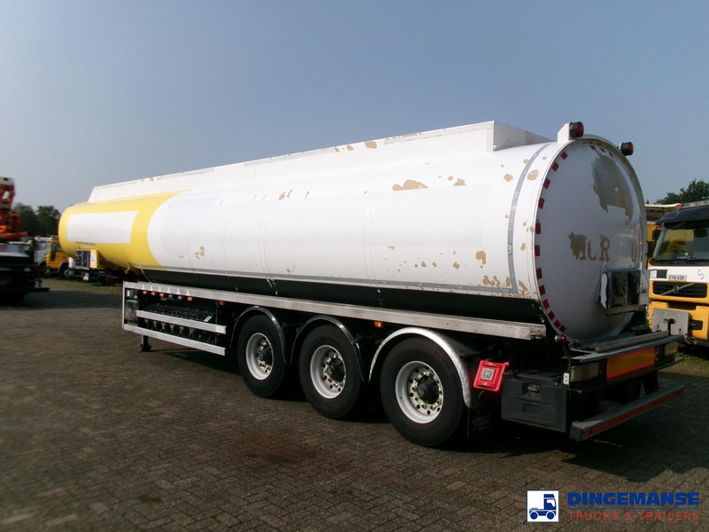 Lakeland Fuel tank alu 43 m3 / 6 comp - Полуприцеп-цистерна: фото 3 Lakeland Fuel tank alu 43 m3 / 6 comp - Полуприцеп-цистерна: фото 3