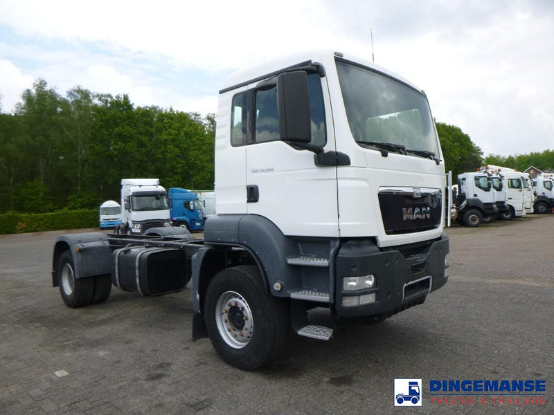 MAN TGS 19.360 4X2 BBS manual Euro 2 chassis + PTO - Грузовик-шасси: фото 2 MAN TGS 19.360 4X2 BBS manual Euro 2 chassis + PTO - Грузовик-шасси: фото 2