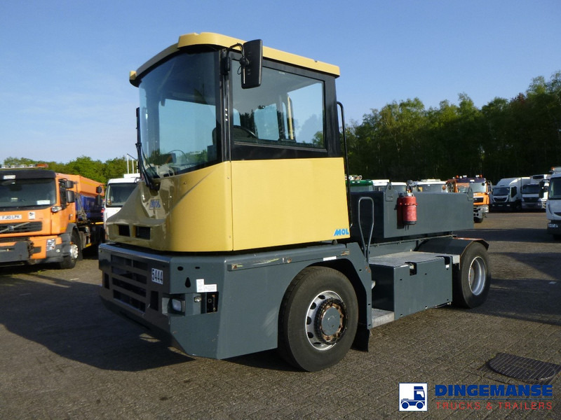 MOL RM 255 4X4 terminal drawbar tractor 150 ton - Терминальный тягач: фото 1 MOL RM 255 4X4 terminal drawbar tractor 150 ton - Терминальный тягач: фото 1