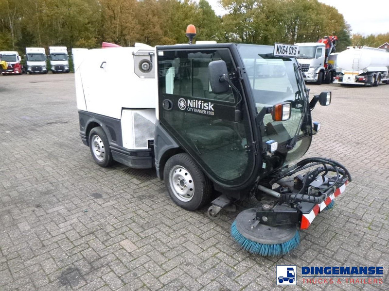 Nilfisk City Ranger CR 3500 Street sweeper - Подметально-уборочная машина: фото 2 Nilfisk City Ranger CR 3500 Street sweeper - Подметально-уборочная машина: фото 2
