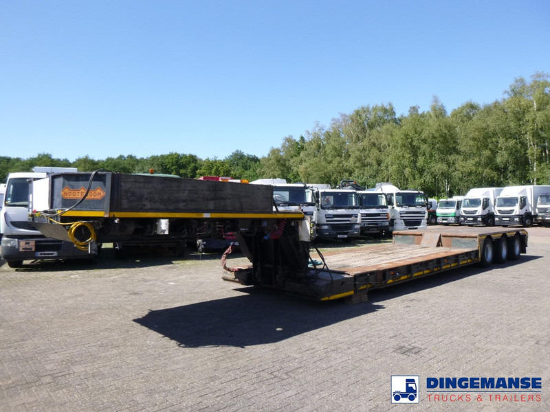 Nooteboom 3-axle lowbed trailer 33 t / extendable 8.5 m - Низкорамный полуприцеп: фото 1 Nooteboom 3-axle lowbed trailer 33 t / extendable 8.5 m - Низкорамный полуприцеп: фото 1