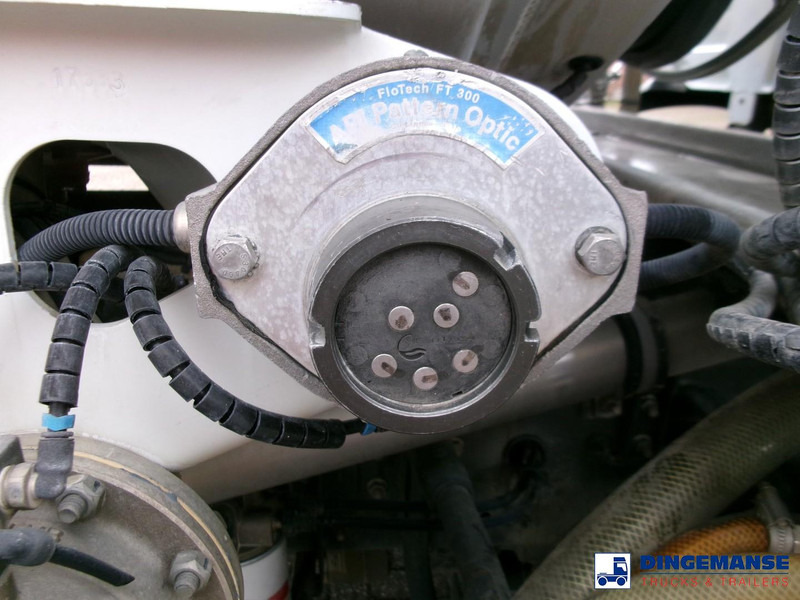 Renault Premium 270 4x2 fuel tank 13.8 m3 / 4 comp в лизинг Renault Premium 270 4x2 fuel tank 13.8 m3 / 4 comp: фото 8 Renault Premium 270 4x2 fuel tank 13.8 m3 / 4 comp в лизинг Renault Premium 270 4x2 fuel tank 13.8 m3 / 4 comp: фото 8