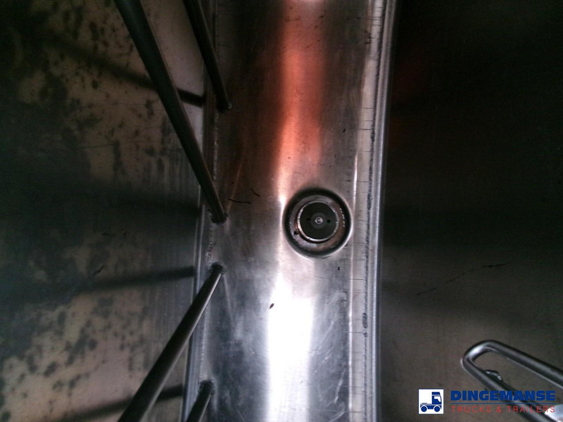 Renault Premium 270 4x2 fuel tank 13.8 m3 / 4 comp в лизинг Renault Premium 270 4x2 fuel tank 13.8 m3 / 4 comp: фото 12 Renault Premium 270 4x2 fuel tank 13.8 m3 / 4 comp в лизинг Renault Premium 270 4x2 fuel tank 13.8 m3 / 4 comp: фото 12