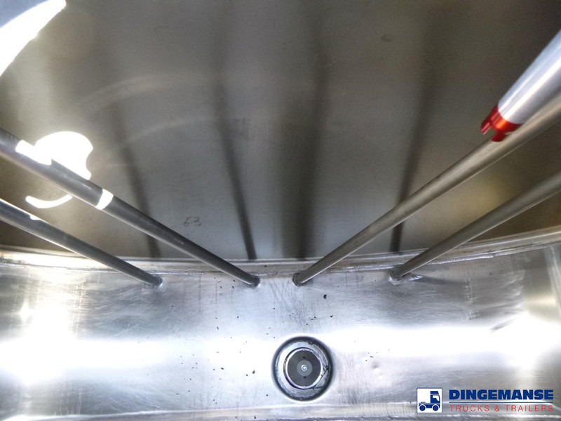 Renault Premium 270 dxi 4x2 fuel tank 13.7 m3 / 4 comp в лизинг Renault Premium 270 dxi 4x2 fuel tank 13.7 m3 / 4 comp: фото 20