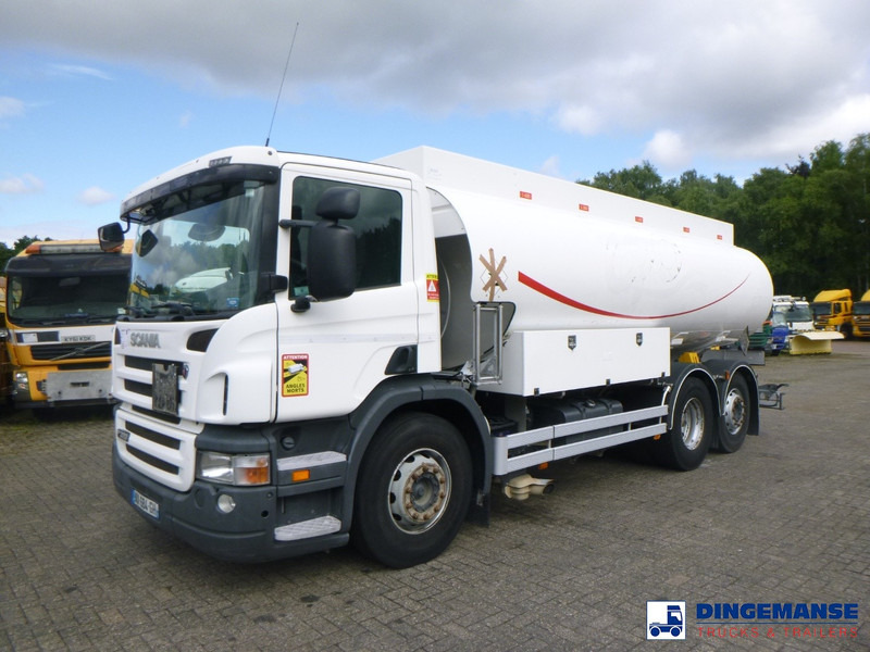 Scania P 320 DB 6X2 fuel tank 18.8 m3 / 5 comp - Грузовик-цистерна: фото 1 Scania P 320 DB 6X2 fuel tank 18.8 m3 / 5 comp - Грузовик-цистерна: фото 1